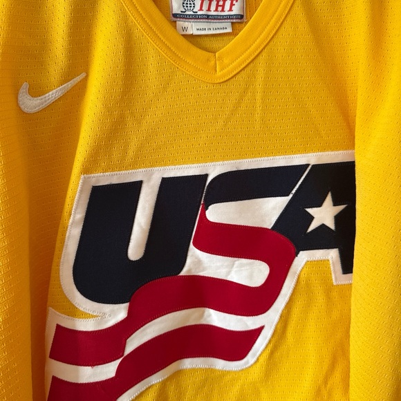 Nike Yellow USA Hockey Jersey - Picture 2 of 6